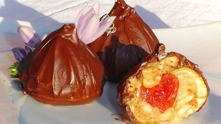 Трюфели с инжиром, орехами, вялеными вишнями