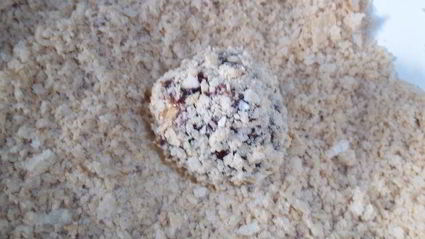 трюфеля вишнево-лимонные в шоколадной помадке