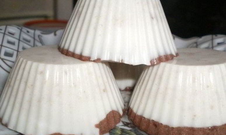 Рецепт творожного слоеного десерта