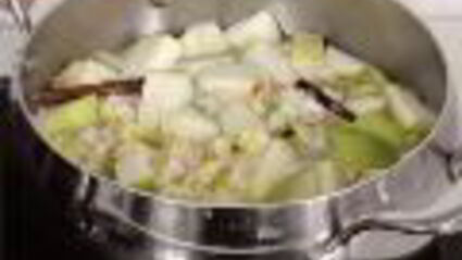 яблочное желе с корицей и шафраном