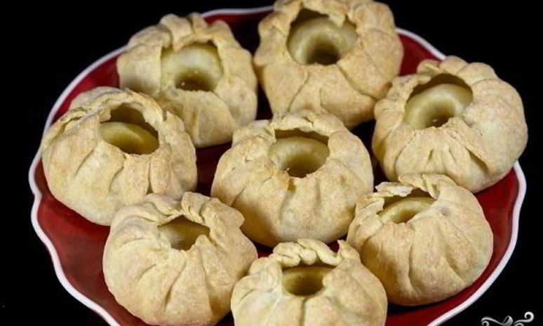 Рецепт яблок, запеченных в тесте