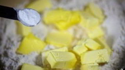 яблоки, запеченные в тесте