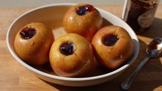 Запеченные яблоки с коричневым сахаром