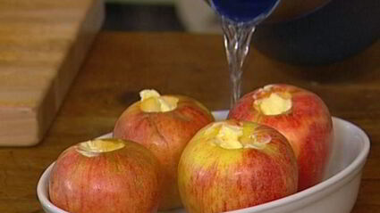 запеченные яблоки с коричневым сахаром