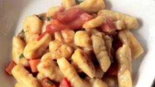 Домашние ньокки с соусом