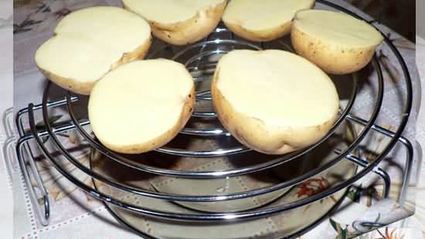 картофель печеный в микроволновке