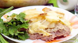 Картофель с мясом в духовке