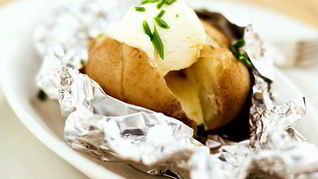 Печеный картофель в фольге