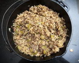 Рис с фаршем и овощами