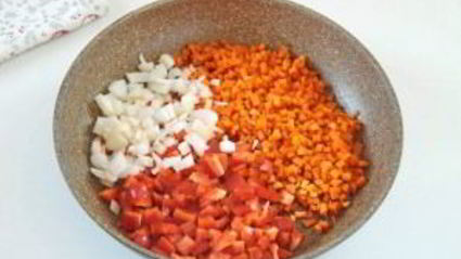 рис с горохом и сладким перцем