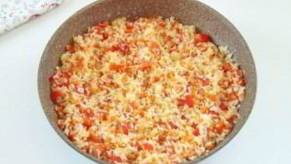 рис с горохом и сладким перцем