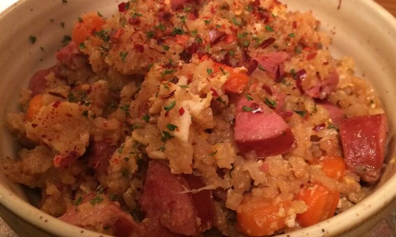 Рецепт риса с капустой и колбасой