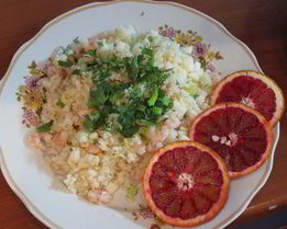 Рис с креветками и грушей