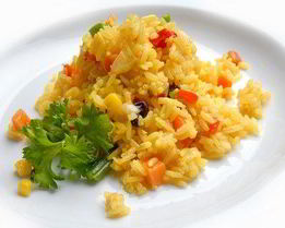 Рис с овощами, паприкой и тимьяном