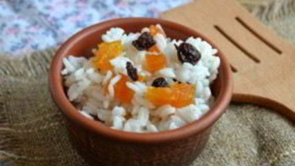 рис с сухофруктами