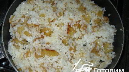 рис с яблоками