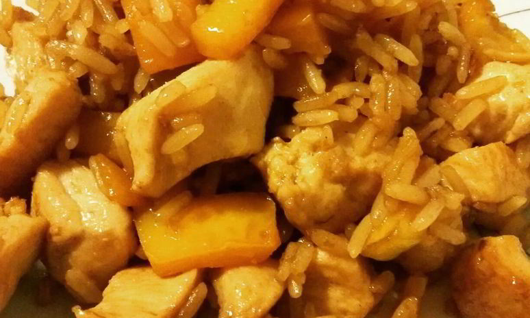 Рецепт тяхана тори — жареного риса с курицей