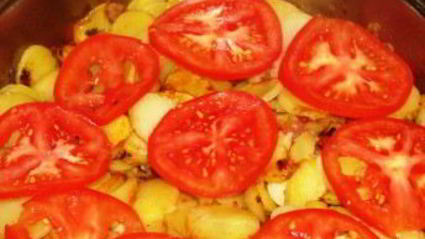 жареная картошка с фаршем