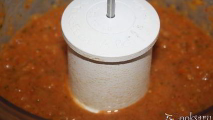 долма в мультиварке в овощном соусе