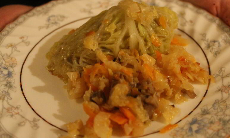 Рецепт голубцов из савойской капусты с грибами без мяса