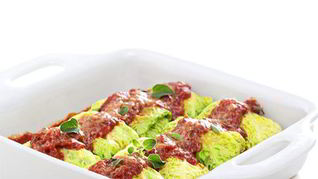 Голубцы из савойской капусты с рикоттой Unagrande и шпинатом