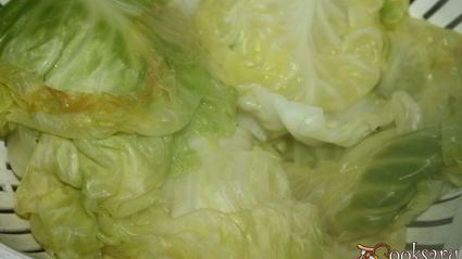 голубцы со свининой, запеченные в томатной заливке