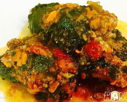 Голубцы в свекольной ботве