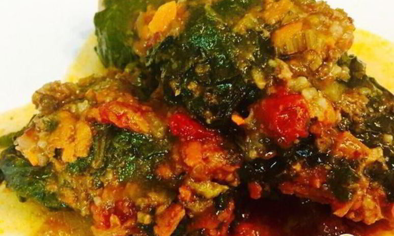 Рецепт голубцов в свекольной ботве