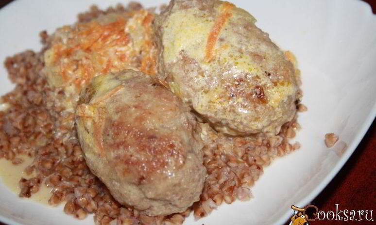 Рецепт ленивых голубцов томленых в сметане в чугунке