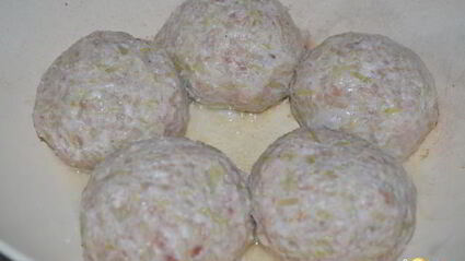 ленивые голубцы в томатном соусе