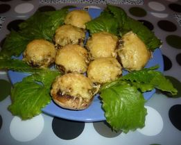 Фаршированные шампиньоны сыром