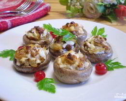 Грибы фаршированные в духовке