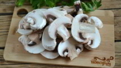 грибы под сырным соусом