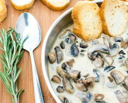 Грибы со сливками