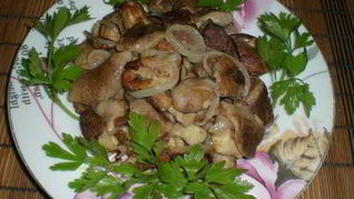 Маслята, жареные с луком