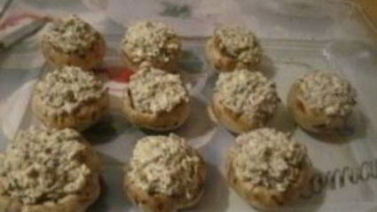 шампиньоны, фаршированные курицей