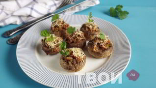 Шампиньоны фаршированные ветчиной