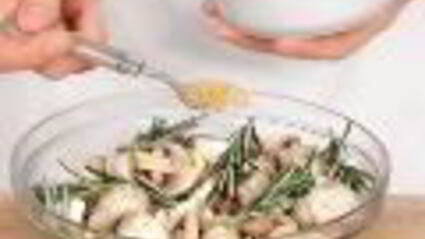 шампиньоны с розмарином и чесноком