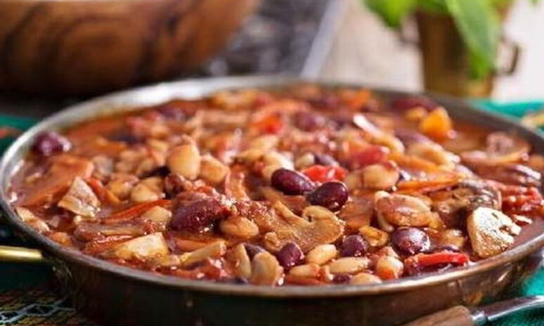 Рецепт тушеных грибов с фасолью