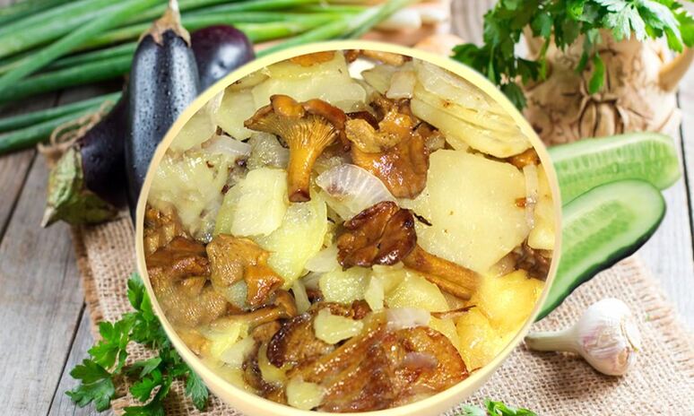 Рецепт тушеных лисичек с картошкой