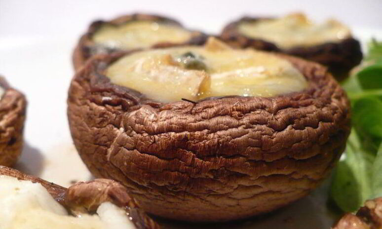 Рецепт запеченных фаршированных шампиньонов