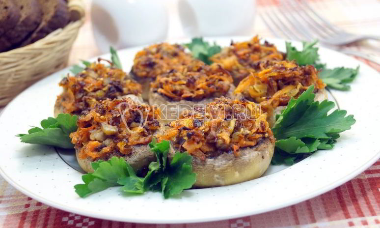 Рецепт запеченных шампиньонов с овощами