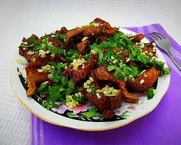 Жареные грибы с чесноком