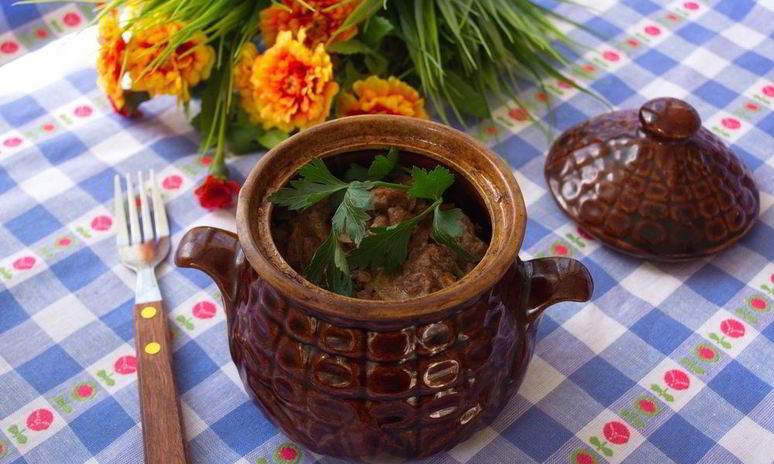 Рецепт гуляша из говядины в духовке