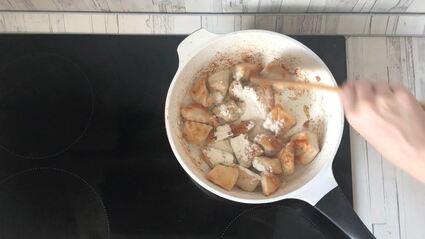 гуляш из индейки с подливкой