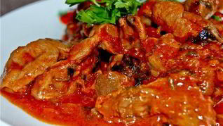 Гуляш из куриных потрохов