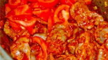 гуляш из куриных потрохов