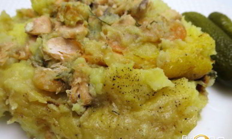 Рецепт картофельного пюре с лососем в мультиварке