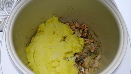 картофельное пюре с лососем в мультиварке