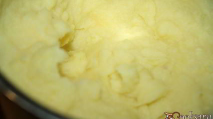 картофельное пюре с плавленым сыром и топленым сливочным маслом невесомость